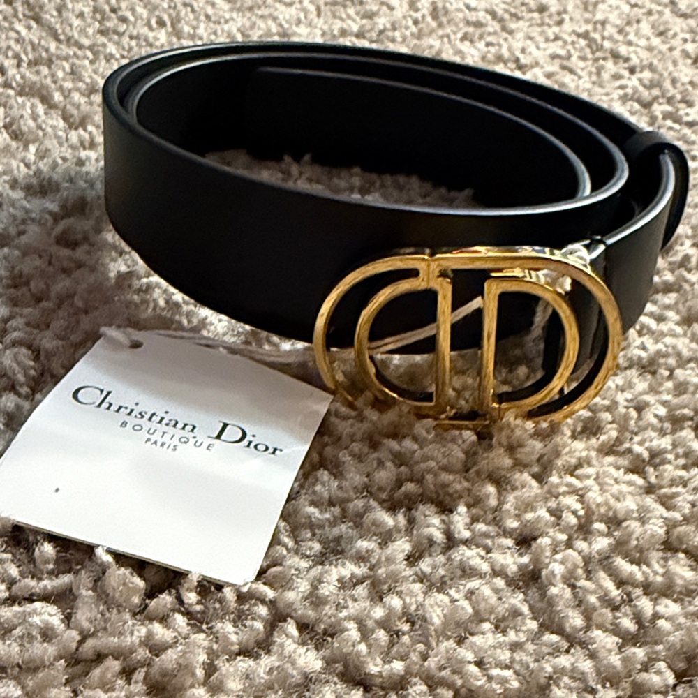 1000% authentic Christian dior belt size 80